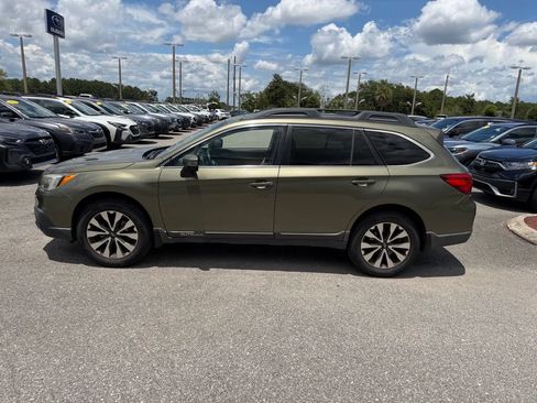 Used 2017 Subaru Outback 2.5i Limited w/ Popular Package #5 AWD/4WD image 9