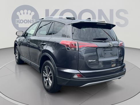 Used 2018 Toyota RAV4 XLE w/ Plus Extra Value Package AWD/4WD image 2