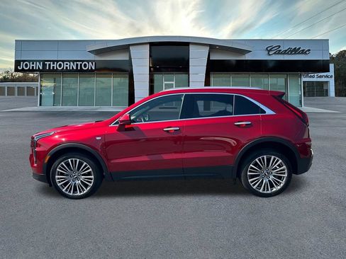 Used 2025 Cadillac XT4 Premium Luxury w/ Technology Package AWD/4WD image 8