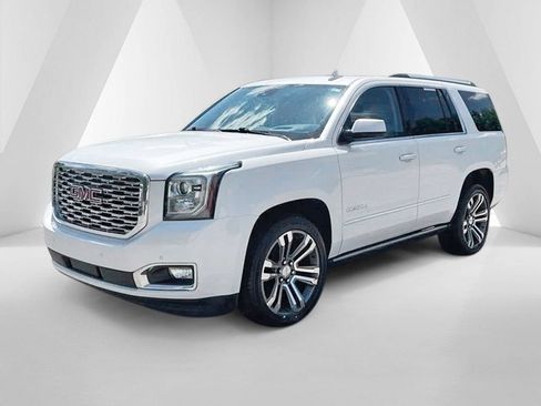 Used 2020 GMC Yukon Denali w/ Denali Ultimate Package AWD/4WD image 3