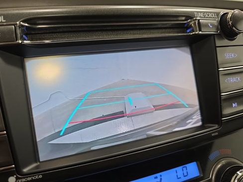 Used 2015 Toyota RAV4 XLE AWD/4WD image 20
