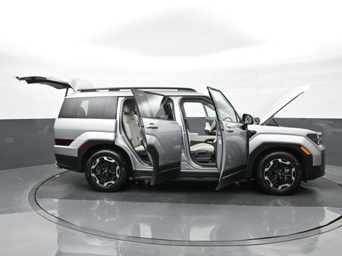 Certified 2025 Hyundai Santa Fe SEL AWD/4WD image 50
