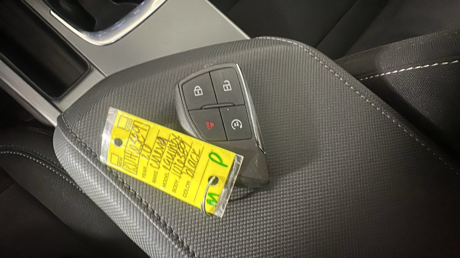 Used 2026 Chevrolet Equinox EV LT FWD image 24