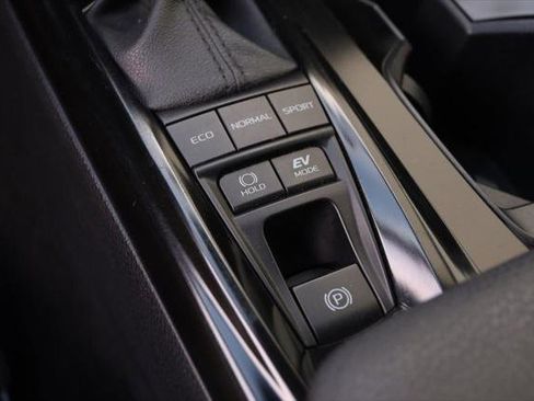 Certified 2025 Toyota Camry LE image 18