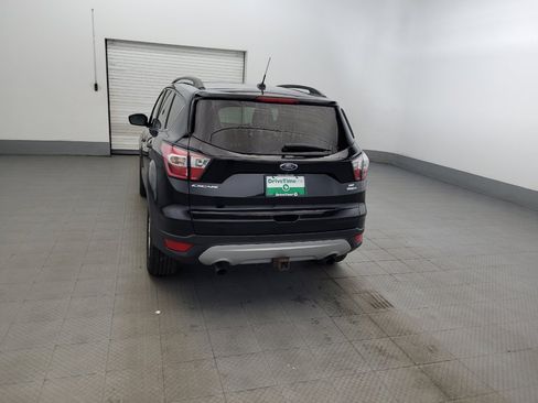 Used 2017 Ford Escape SE w/ Equipment Group 201A AWD/4WD image 6