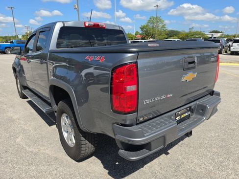 Used 2019 Chevrolet Colorado W/T w/ WT Convenience Package AWD/4WD image 3