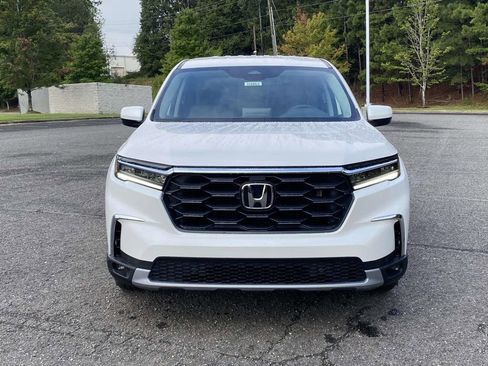 New 2025 Honda Pilot EX-L image 1