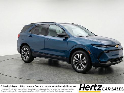 Used 2025 Chevrolet Equinox LT FWD image 1