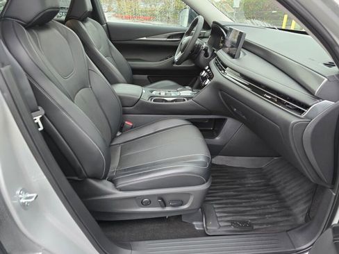 Used 2023 INFINITI QX60 Luxe image 11