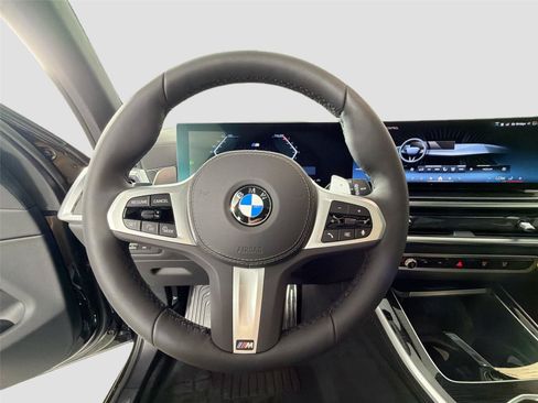 New 2026 BMW X5 xDrive40i w/ M Sport Package AWD/4WD image 11