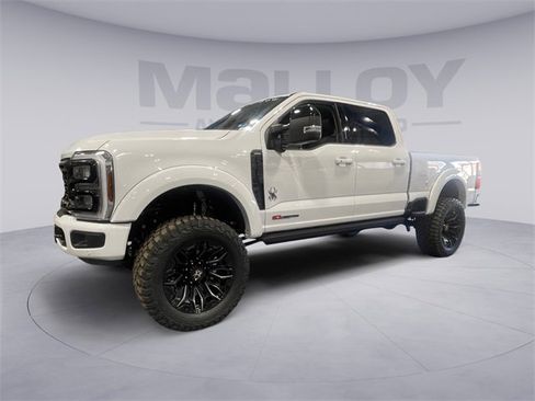 New 2026 Ford F250 Lariat w/ Black Appearance Package image 1