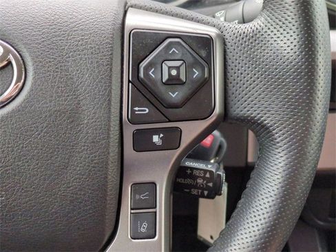 Used 2022 Toyota Tacoma SR5 image 24