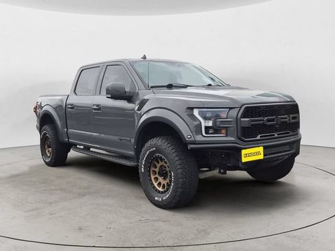 Used 2020 Ford F150 Raptor w/ Equipment Group 802A Luxury AWD/4WD image 3