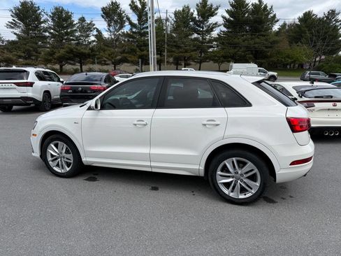 Used 2018 Audi Q3 2.0T Premium w/ Convenience Package AWD/4WD image 11