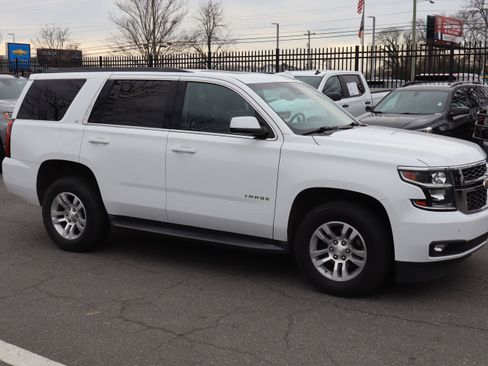 Used 2019 Chevrolet Tahoe LT image 2