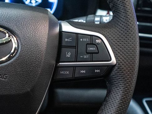 Certified 2026 Toyota Sienna Limited AWD/4WD image 19