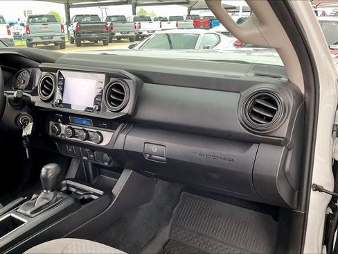 Used 2023 Toyota Tacoma SR image 18