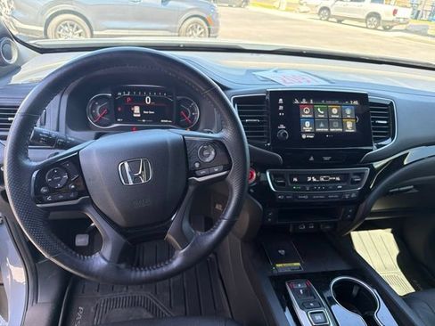 Used 2024 Honda Passport Black Edition image 21