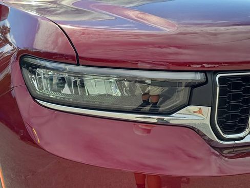 New 2026 Jeep Grand Cherokee L Laredo image 7