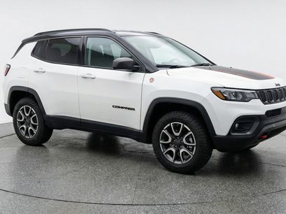 Used 2025 Jeep Compass Trailhawk