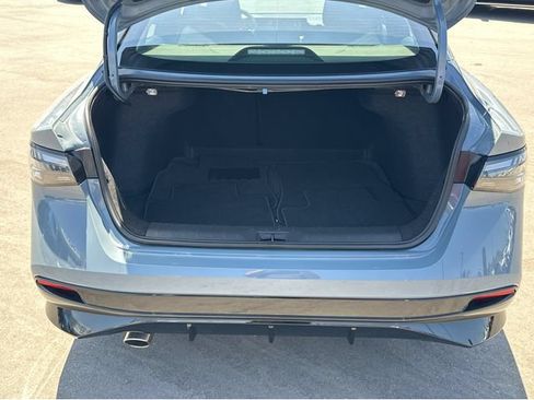 Used 2026 Nissan Sentra SR w/ Floor Mat Package FWD image 19