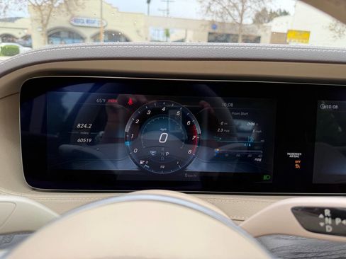 Used 2018 Mercedes-Benz S 450 Sedan image 35