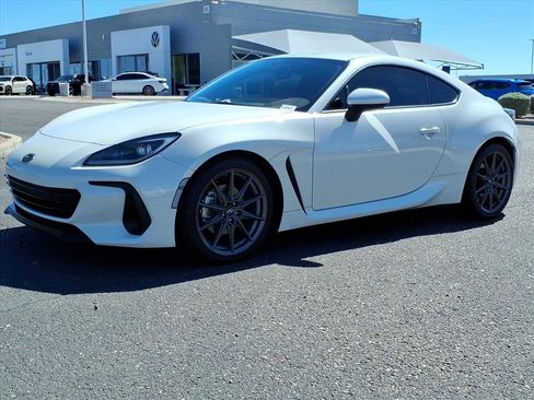Used 2022 Subaru BRZ Limited image 3