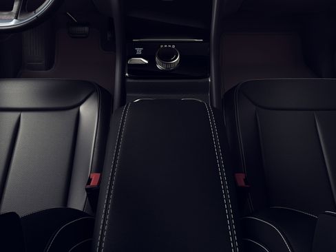 New 2026 Jeep Grand Cherokee L Limited AWD/4WD image 4
