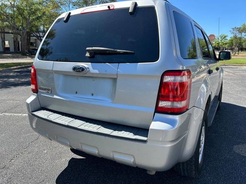 Used 2009 Ford Escape XLT FWD image 16