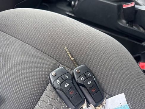 Used 2024 Ford Transit 350 XLT image 6