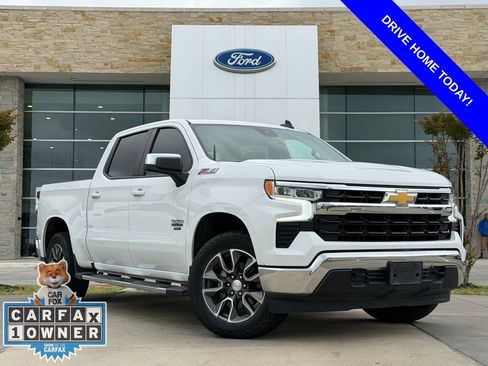 Used 2023 Chevrolet Silverado 1500 LT image 1