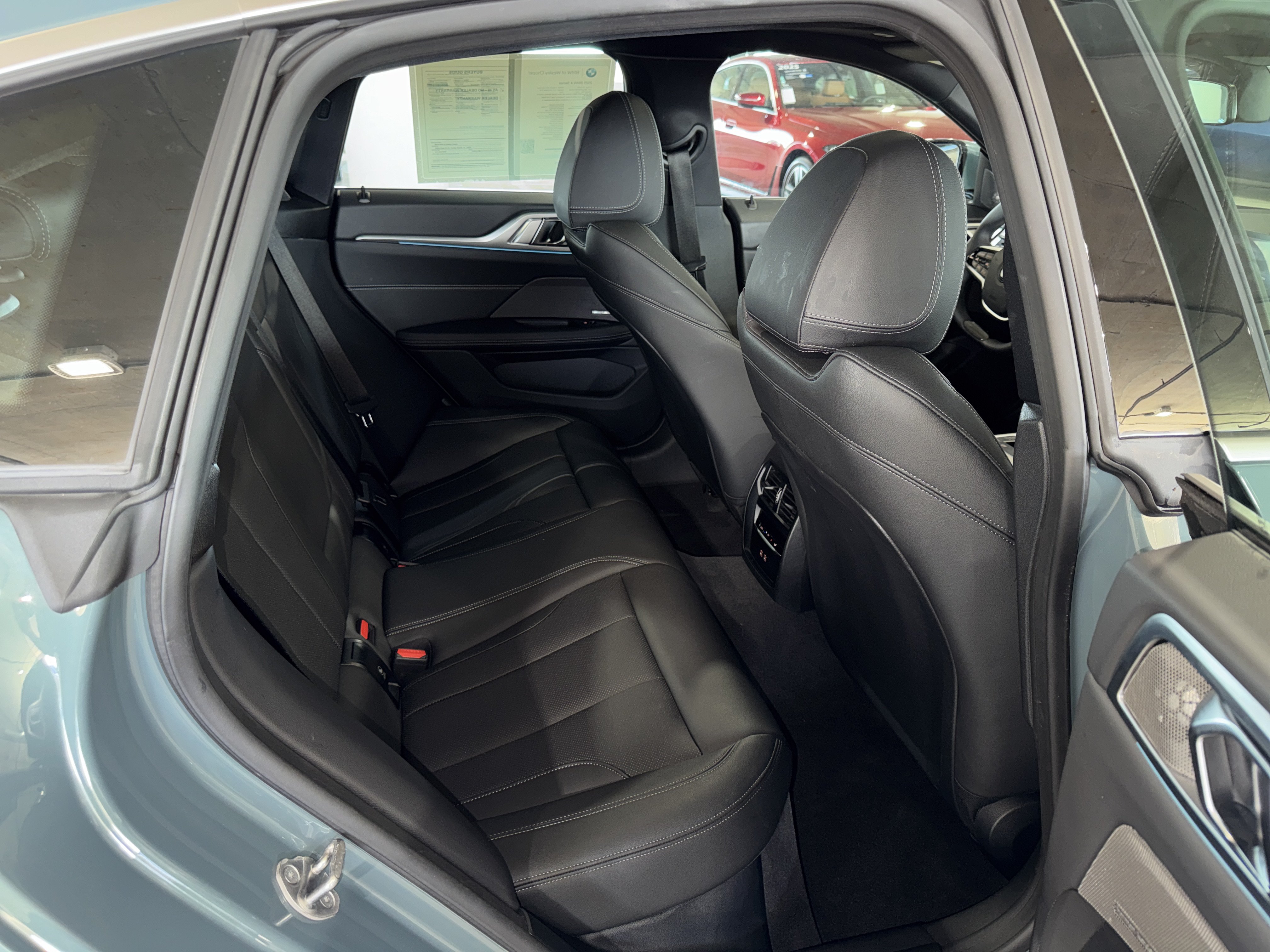 Used 2025 BMW 430i w/ Premium Package RWD image 12