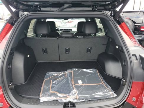 New 2026 GMC Terrain AT4 w/ Technology Package II image 5