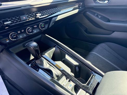 Used 2024 Honda Accord Sport image 25