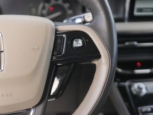 Used 2021 Lincoln Corsair FWD w/ Equipment Group 101A image 23