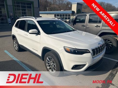 Used 2019 Jeep Cherokee Latitude Plus w/ Cold Weather Group image 1