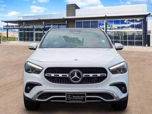 Used 2025 Mercedes-Benz GLA 250 4MATIC image 2