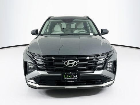 Used 2025 Hyundai Tucson SEL FWD image 2