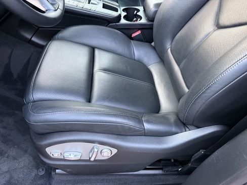 Used 2017 Porsche Macan AWD/4WD image 16