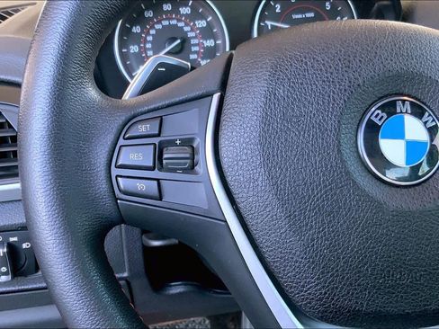 Used 2017 BMW 230i Coupe image 21