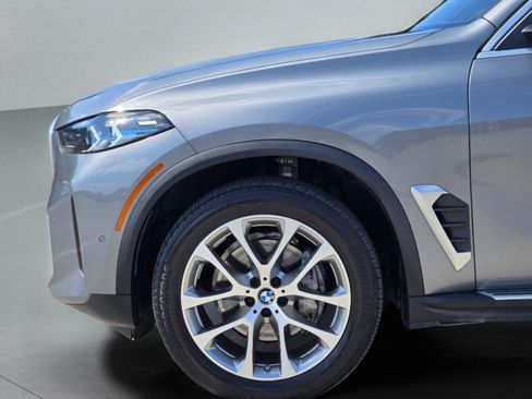 Used 2024 BMW X5 sDrive40i w/ Premium Package RWD image 29