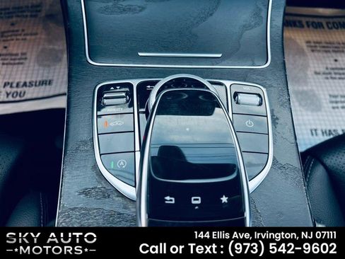 Used 2015 Mercedes-Benz C 300 4MATIC Sedan image 13