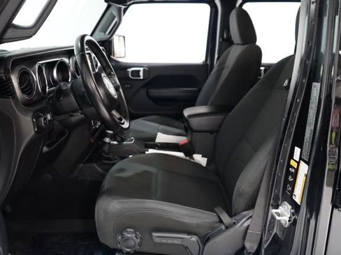 Used 2021 Jeep Wrangler Unlimited Sport image 15