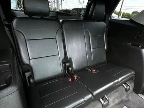 Used 2018 Chevrolet Traverse Premier w/ Redline Edition FWD image 25