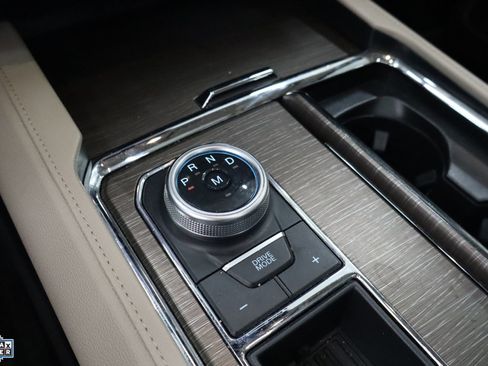 Used 2023 Ford Expedition Limited image 19