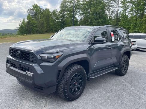 New 2026 Toyota 4Runner TRD Off-Road Premium AWD/4WD image 4