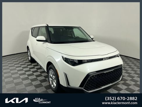 Certified 2024 Kia Soul LX w/ Option Group 015 FWD image 1
