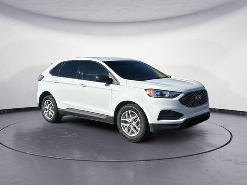 Used 2024 Ford Edge SE AWD/4WD image 7