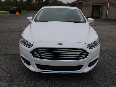 Used 2015 Ford Fusion SE w/ Equipment Group 201A FWD image 8