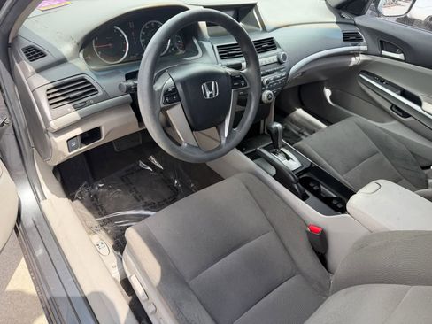 Used 2010 Honda Accord EX image 2